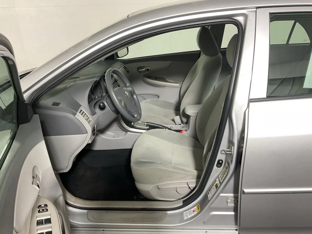 Toyota Corolla photo 17
