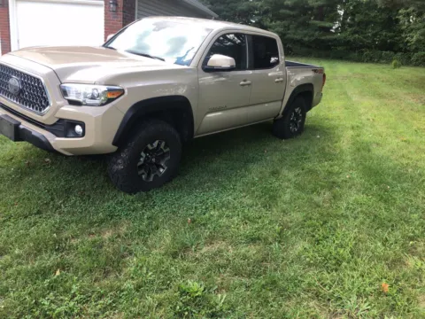 More photos of 2018 Toyota Tacoma TRD Off-Road at Don Wood Toyota, OH