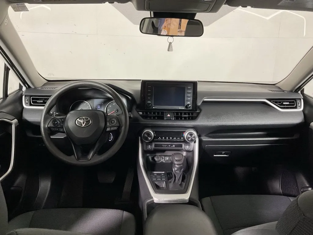Toyota RAV4 photo 21