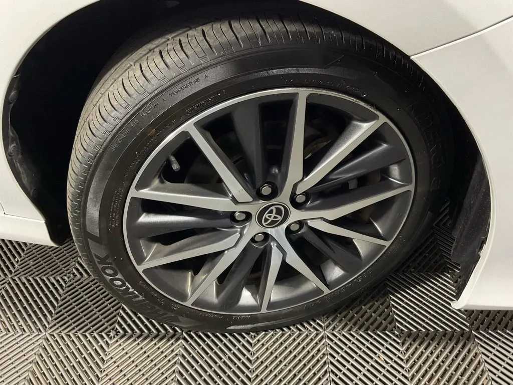 Toyota Camry photo 37