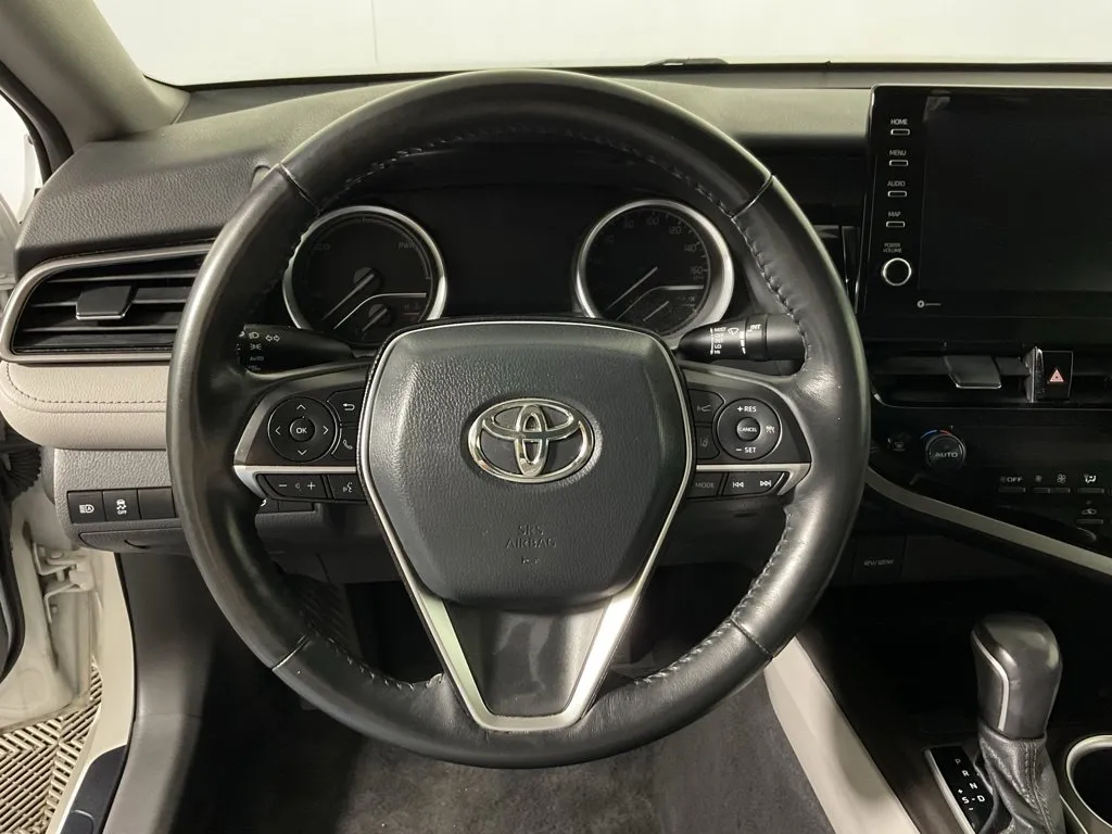Toyota Camry photo 23