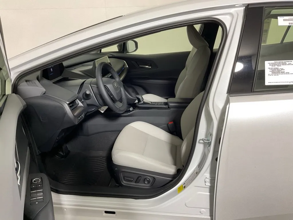 Toyota Prius photo 20