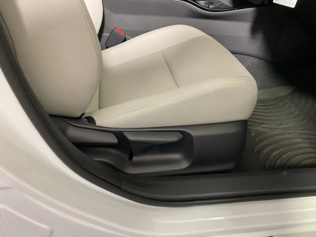 Toyota Prius photo 37