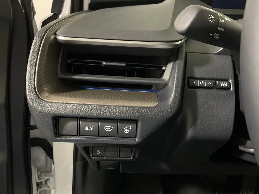 Toyota Prius photo 28