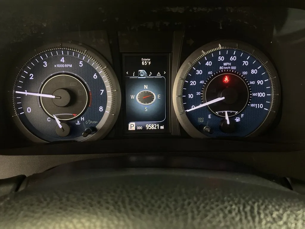 Toyota Sienna photo 28