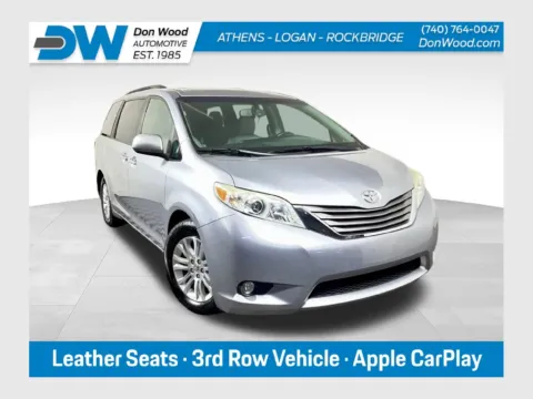 Silver 2017 Toyota Sienna XLE Premium for sale in Athens, OH