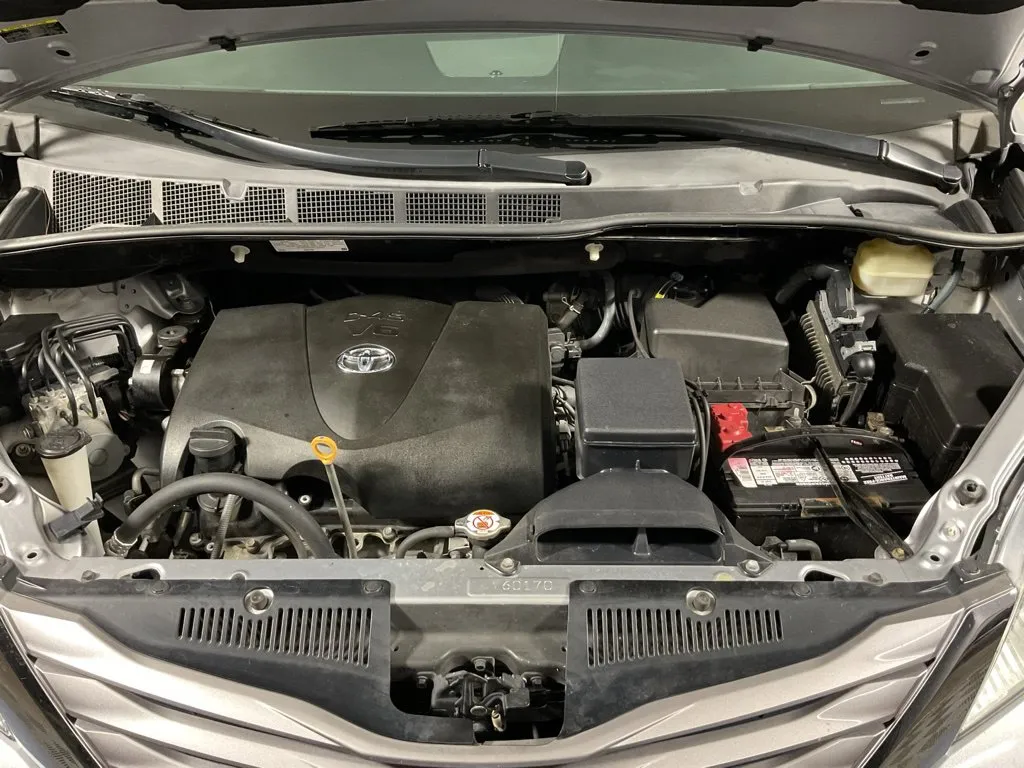 Toyota Sienna photo 42