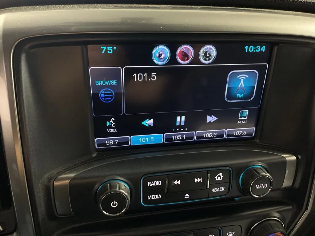Chevrolet Silverado photo 20
