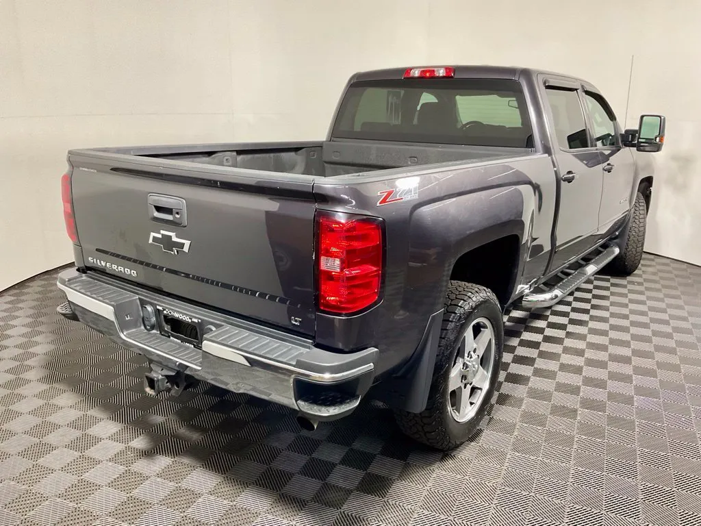 2016 Chevrolet Silverado 2500HD LT - Photo 14