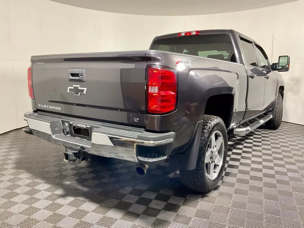 2016 Chevrolet Silverado 2500HD LT - Photo 13
