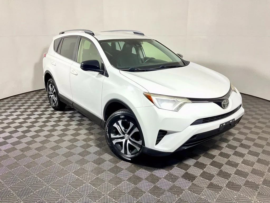 Toyota RAV4 photo 4