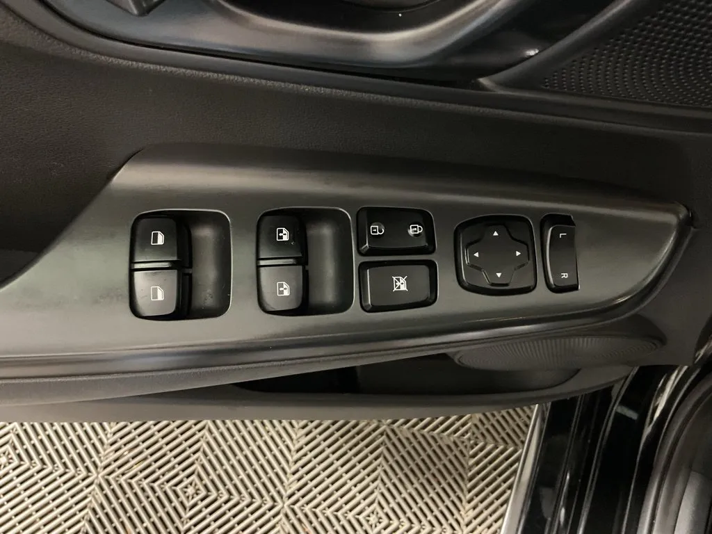 Hyundai Kona photo 21