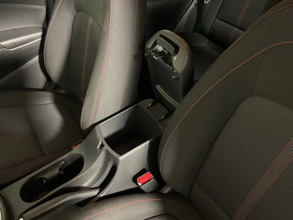 Hyundai Kona photo 32