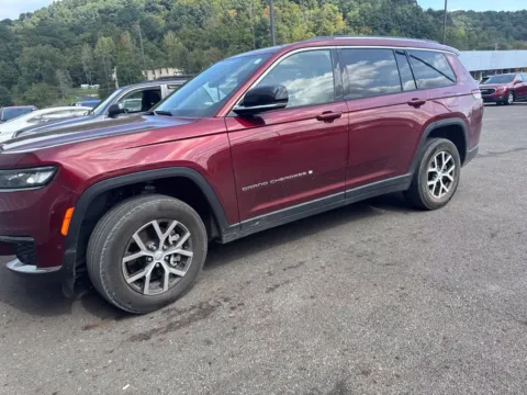 More photos of 2023 Jeep Grand Cherokee L Limited at Don Wood Toyota, OH