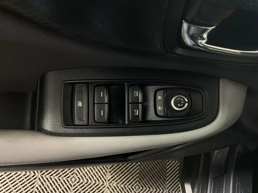 Subaru Outback photo 19