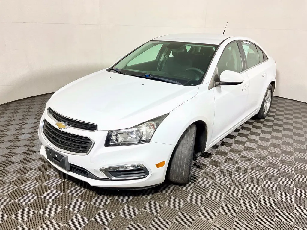 Chevrolet Cruze Limited photo 5