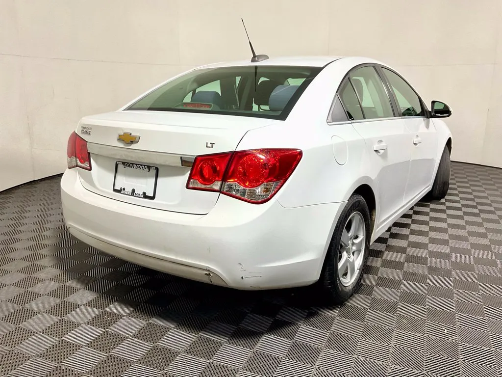 Chevrolet Cruze Limited photo 13