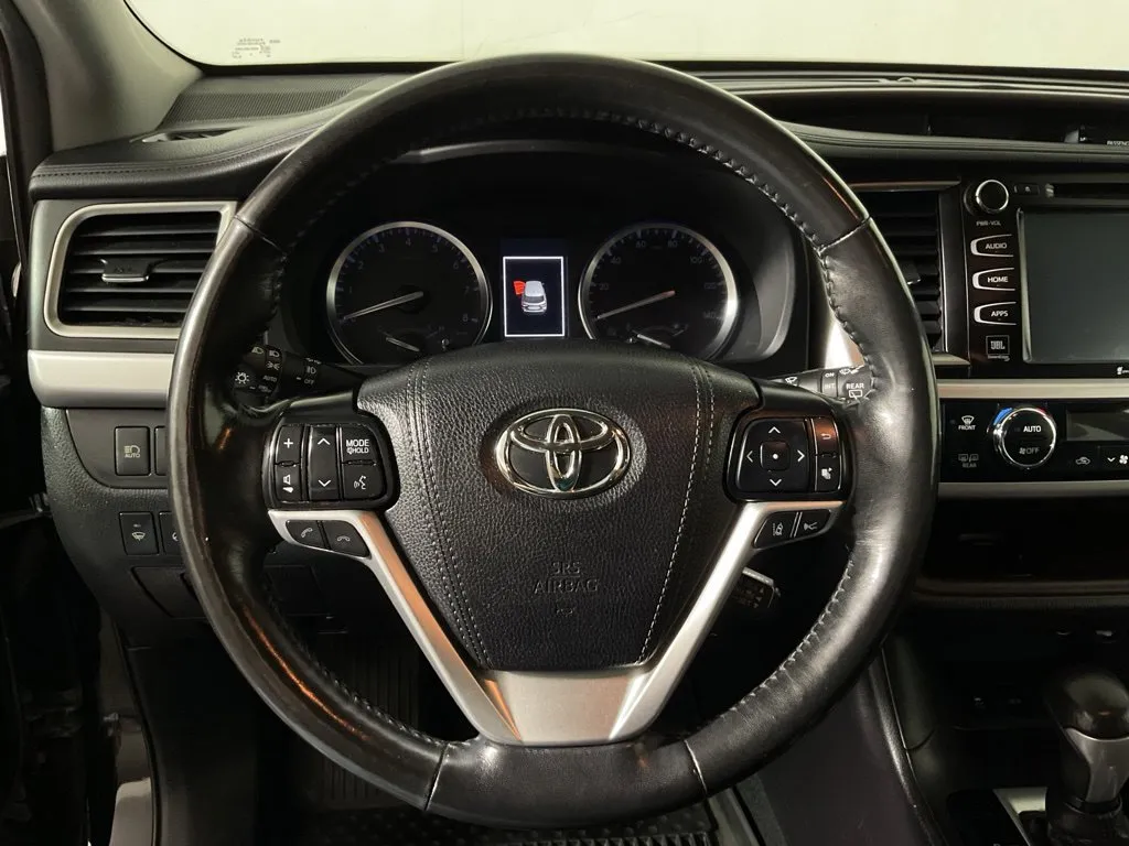 Toyota Highlander photo 26