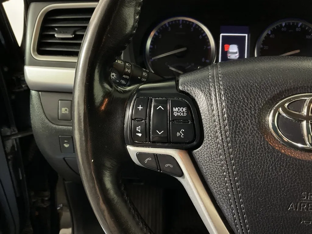 Toyota Highlander photo 28