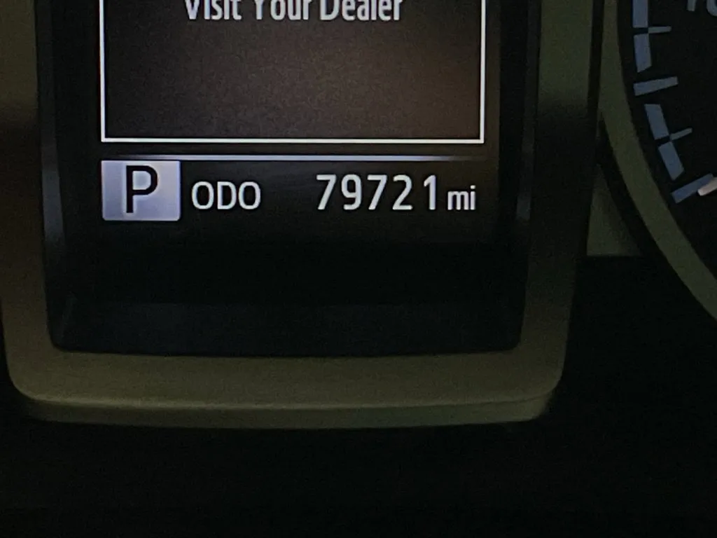 Toyota Tacoma photo 37