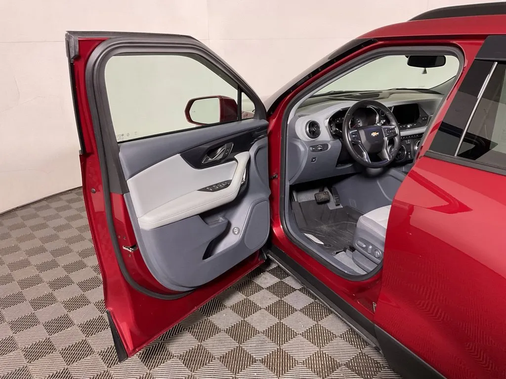 Chevrolet Blazer photo 18