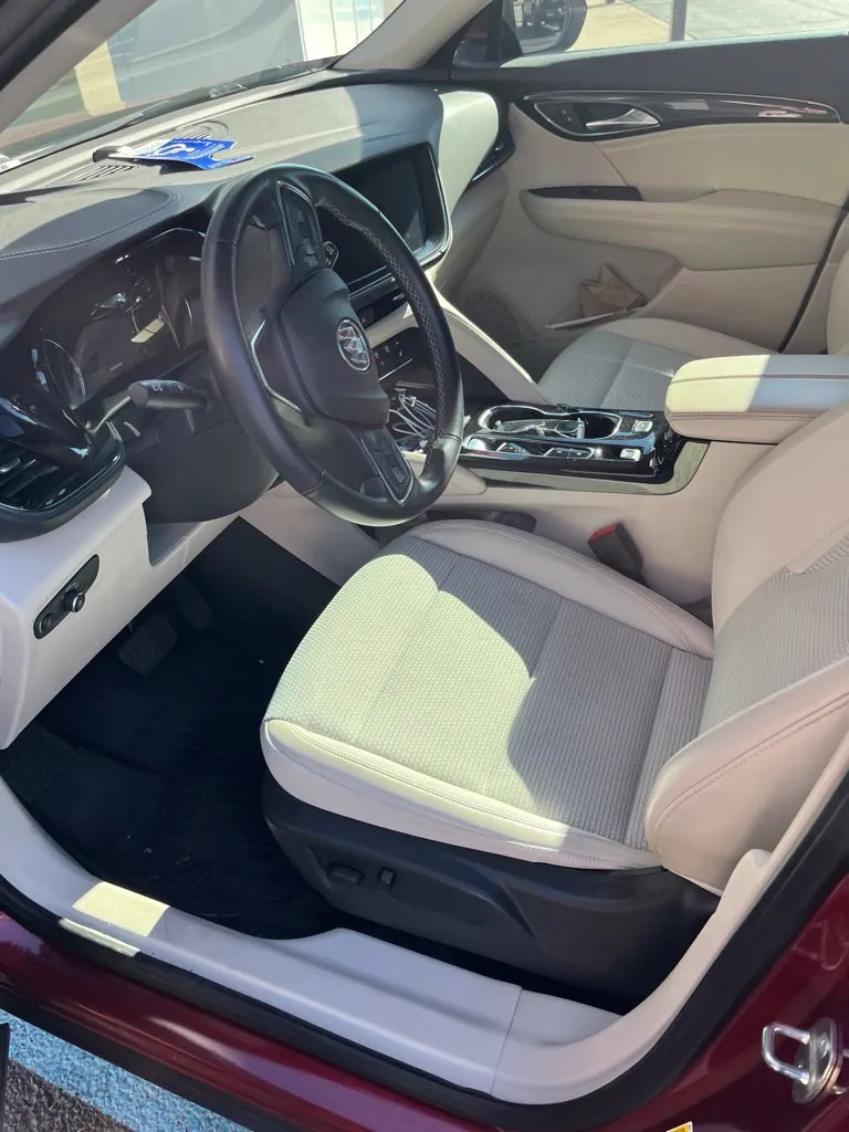 Buick Envision photo 2