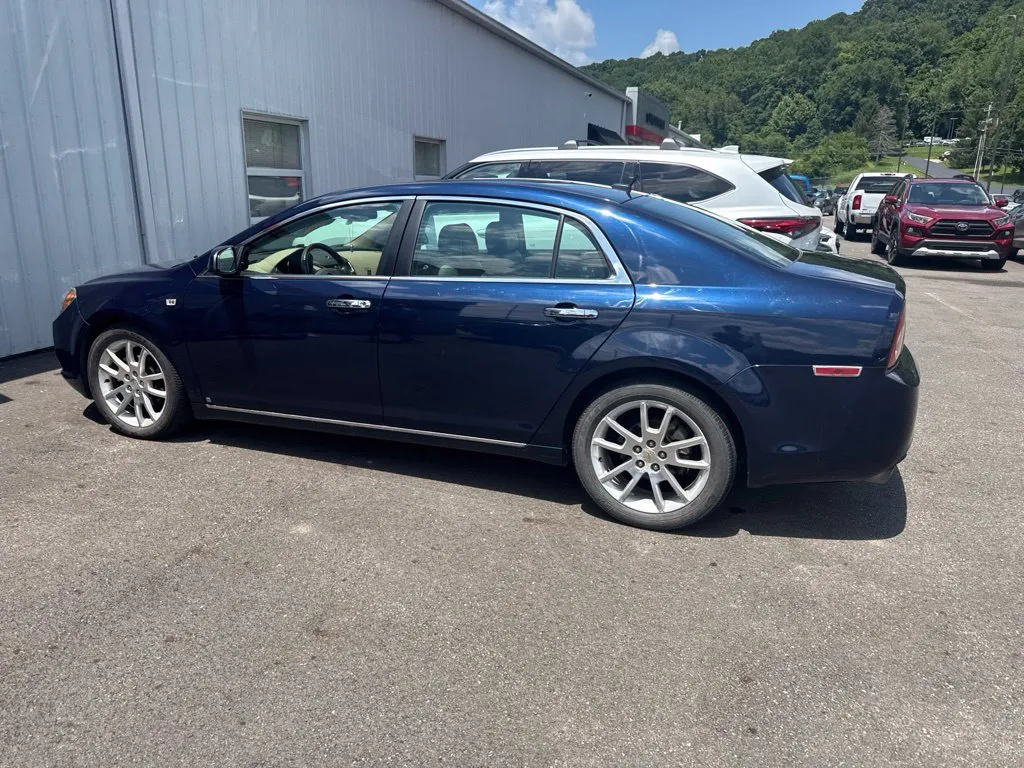 Chevrolet Malibu photo 4