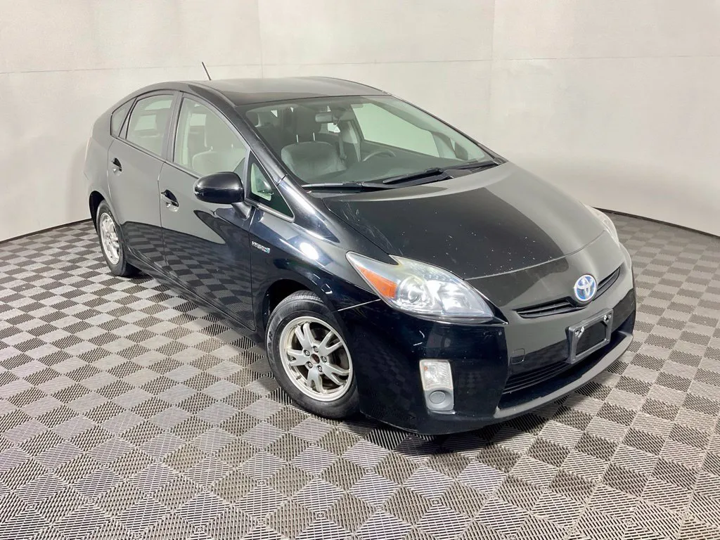 Toyota Prius photo 3