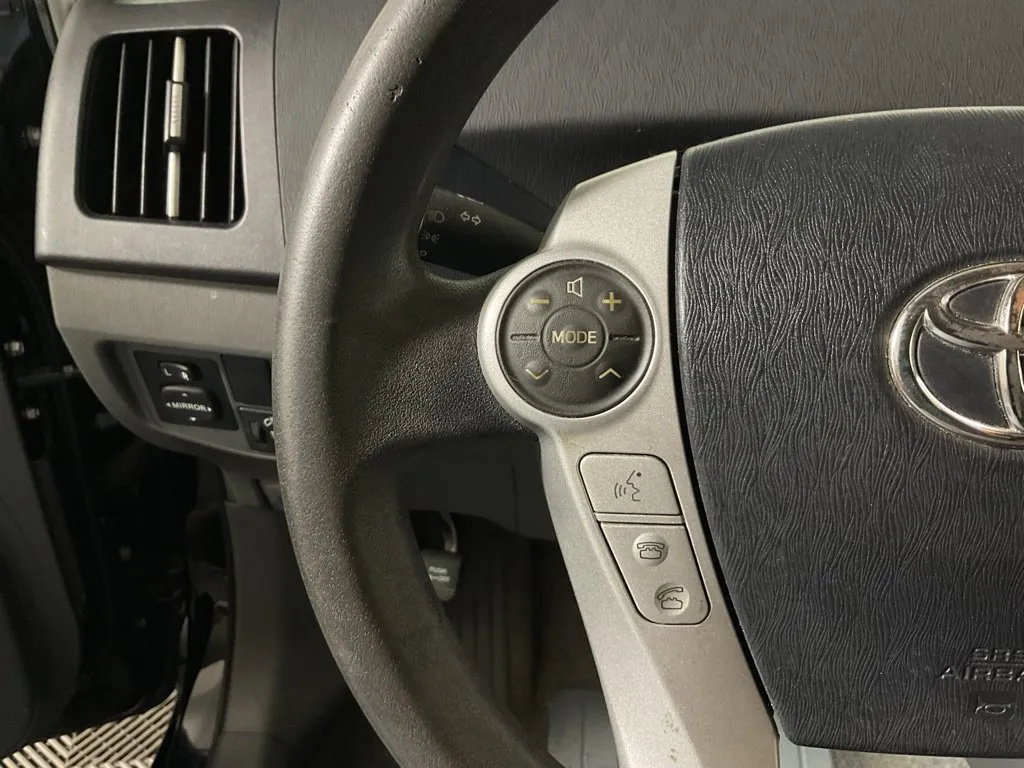 Toyota Prius photo 23