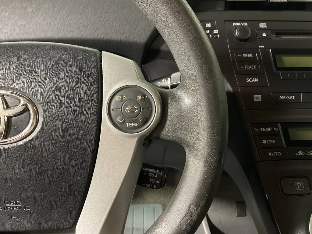 Toyota Prius photo 24