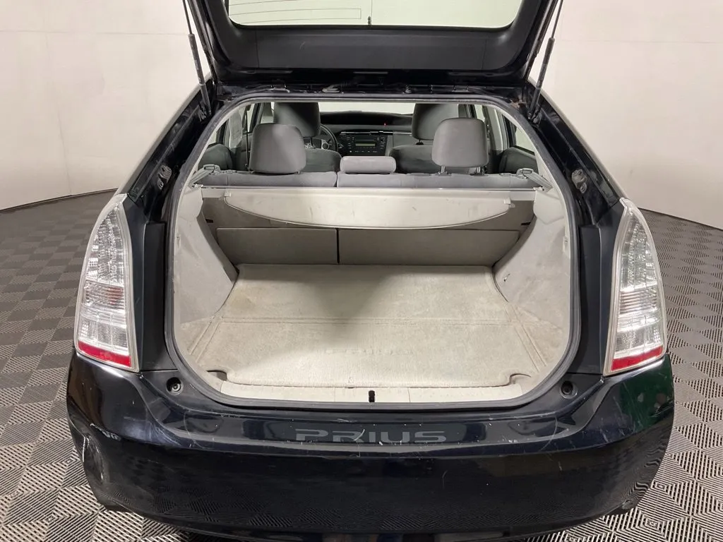 Toyota Prius photo 12