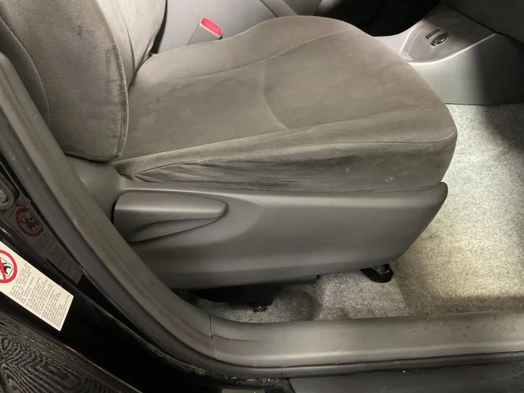 Toyota Prius photo 34