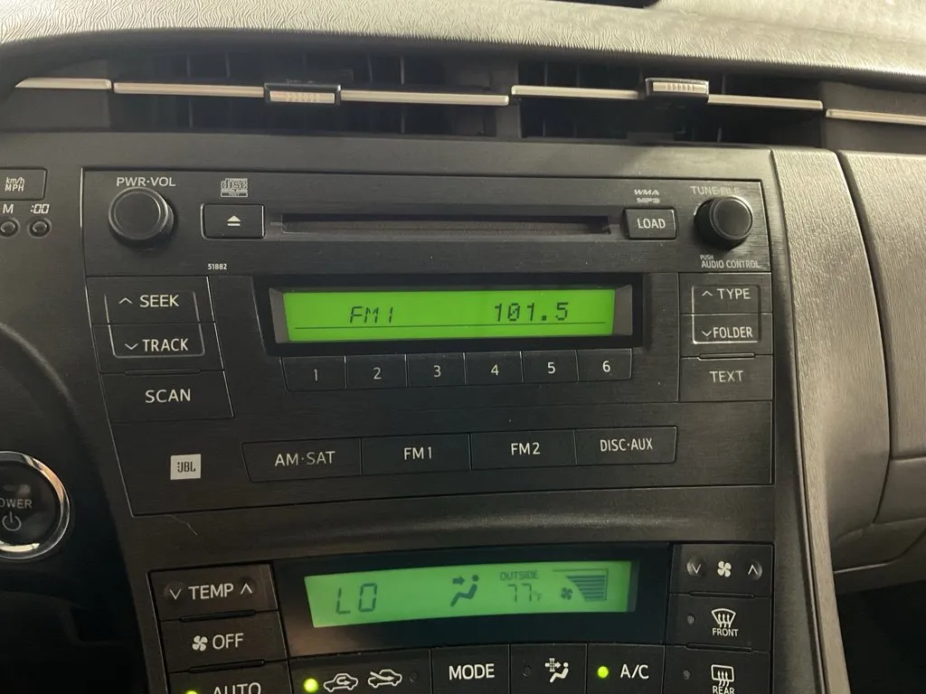 Toyota Prius photo 20