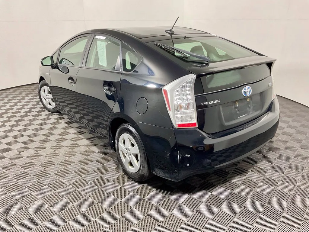 Toyota Prius photo 8