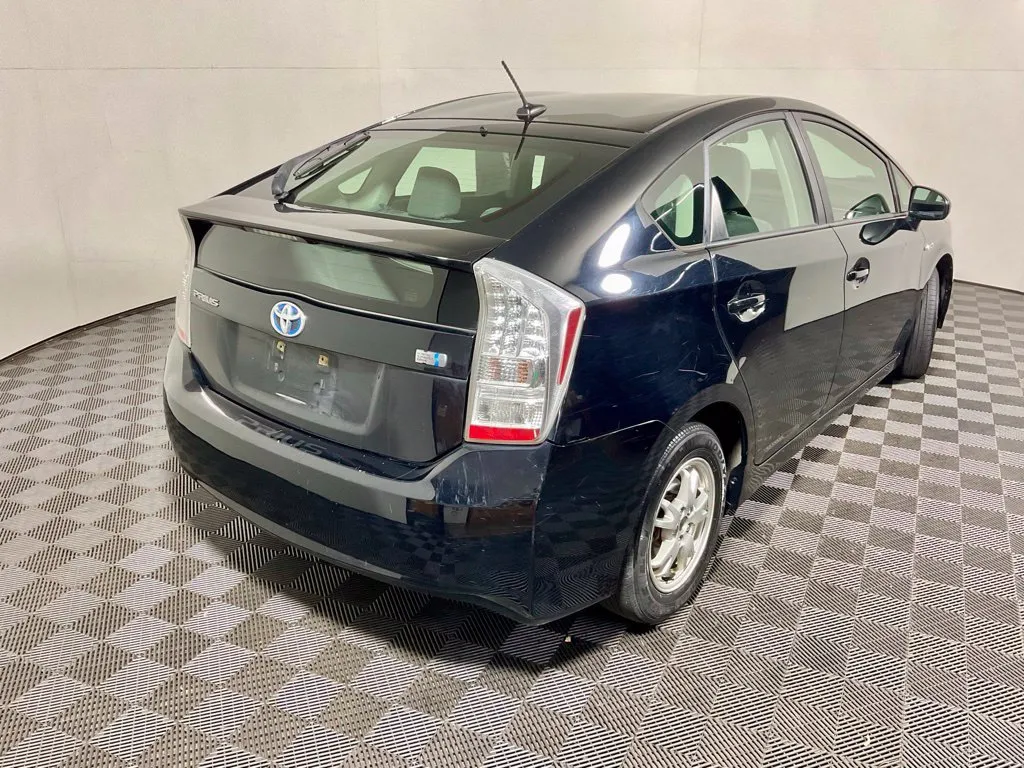 Toyota Prius photo 14
