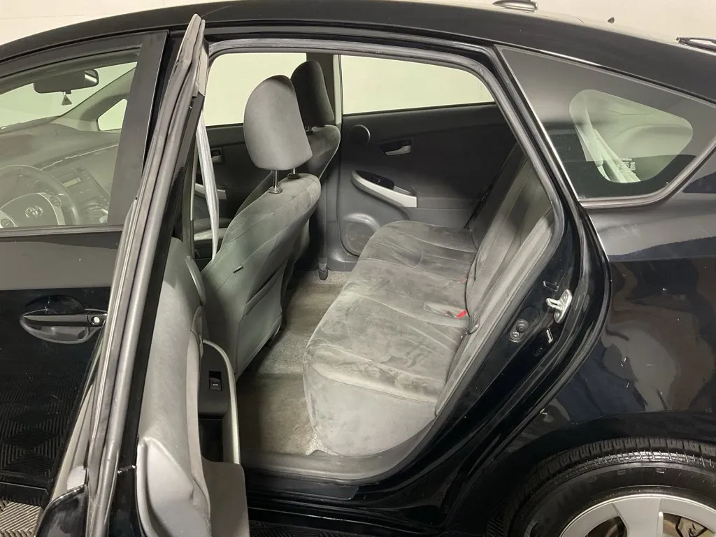 Toyota Prius photo 29