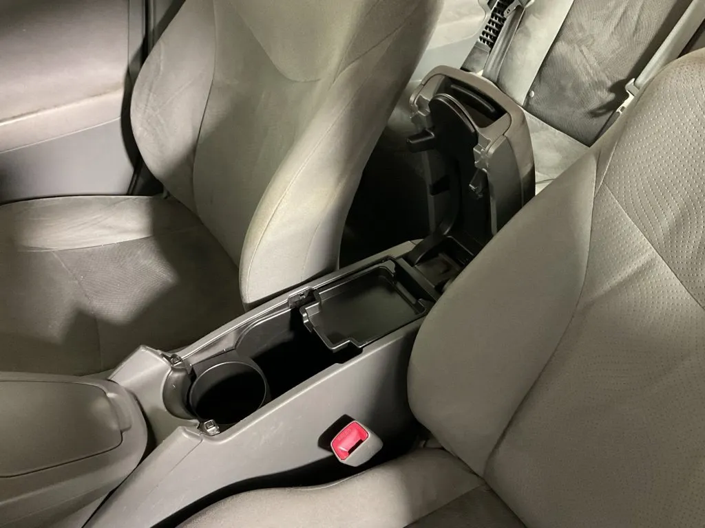 Toyota Prius photo 27