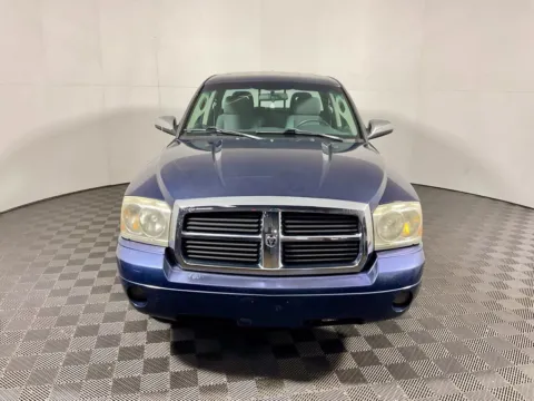 More photos of 2007 Dodge Dakota SLT at Don Wood Toyota, OH