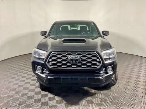 More photos of 2020 Toyota Tacoma TRD Sport at Don Wood Toyota, OH