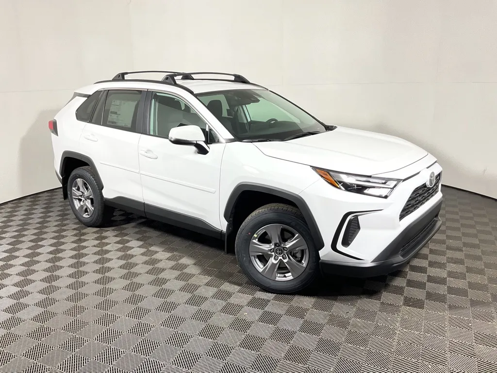 2025 Toyota RAV4 XLE for sale in Athens, OH