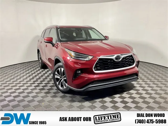 Red 2021 Toyota Highlander XLE for sale in Athens, OH