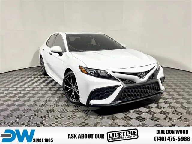 White 2021 Toyota Camry SE for sale in Athens, OH