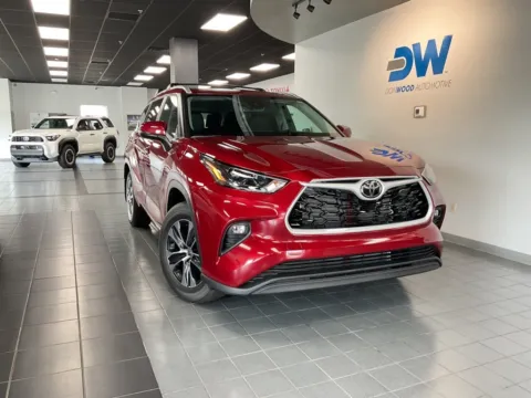 Red 2025 Toyota Highlander XLE for sale in Athens, OH