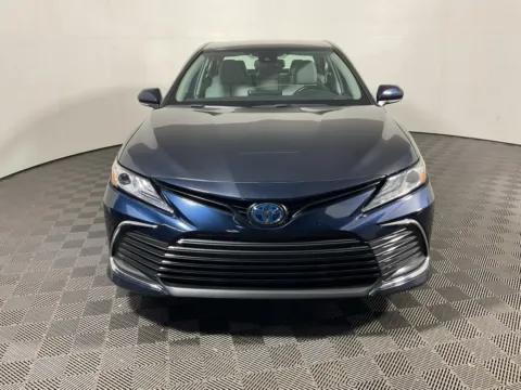 More photos of 2021 Toyota Camry Hybrid XLE at Don Wood Toyota, OH
