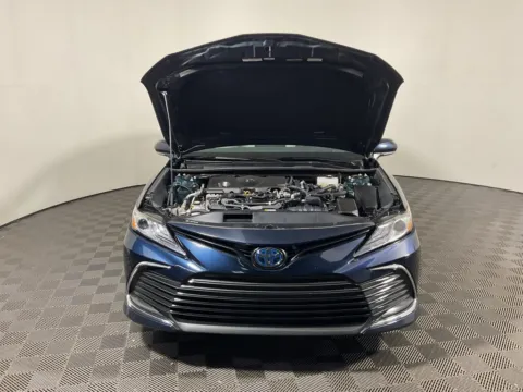 More photos of 2021 Toyota Camry Hybrid XLE at Don Wood Toyota, OH