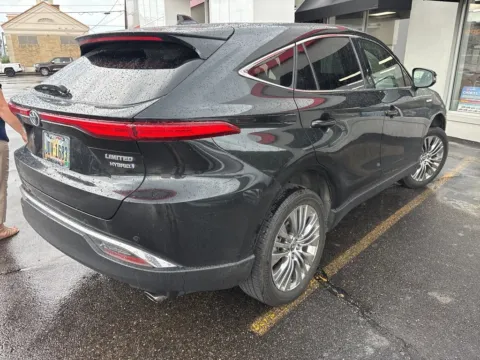 More photos of 2021 Toyota Venza Limited at Don Wood Toyota, OH
