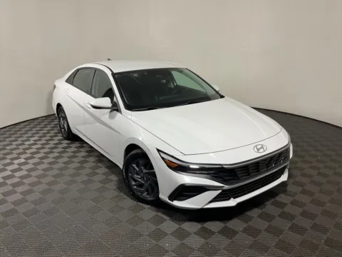 More photos of 2024 Hyundai Elantra SEL at Don Wood Toyota, OH