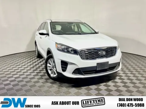 White 2019 Kia Sorento LX for sale in Athens, OH