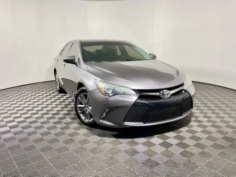 Gray 2016 Toyota Camry SE for sale in Athens, OH