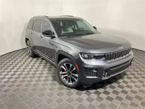 More photos of 2022 Jeep Grand Cherokee Overland at Don Wood Toyota, OH